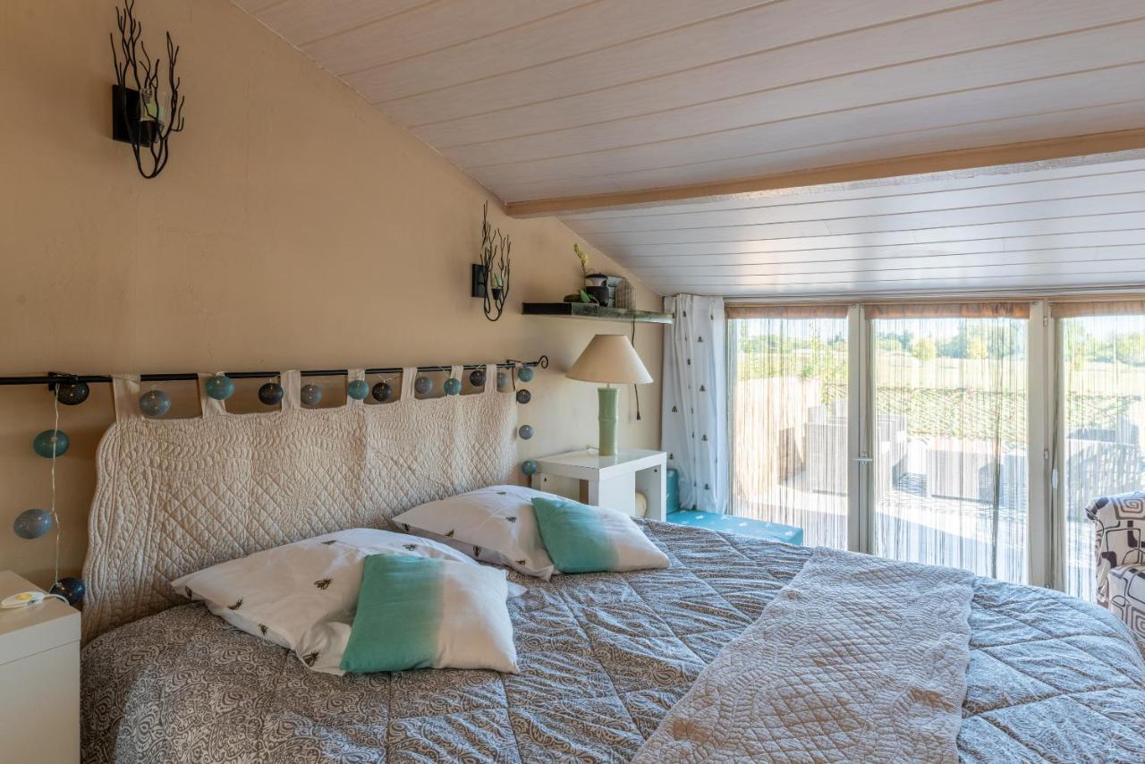 Appart Aux Portes De La Camargue Manduel Exterior foto